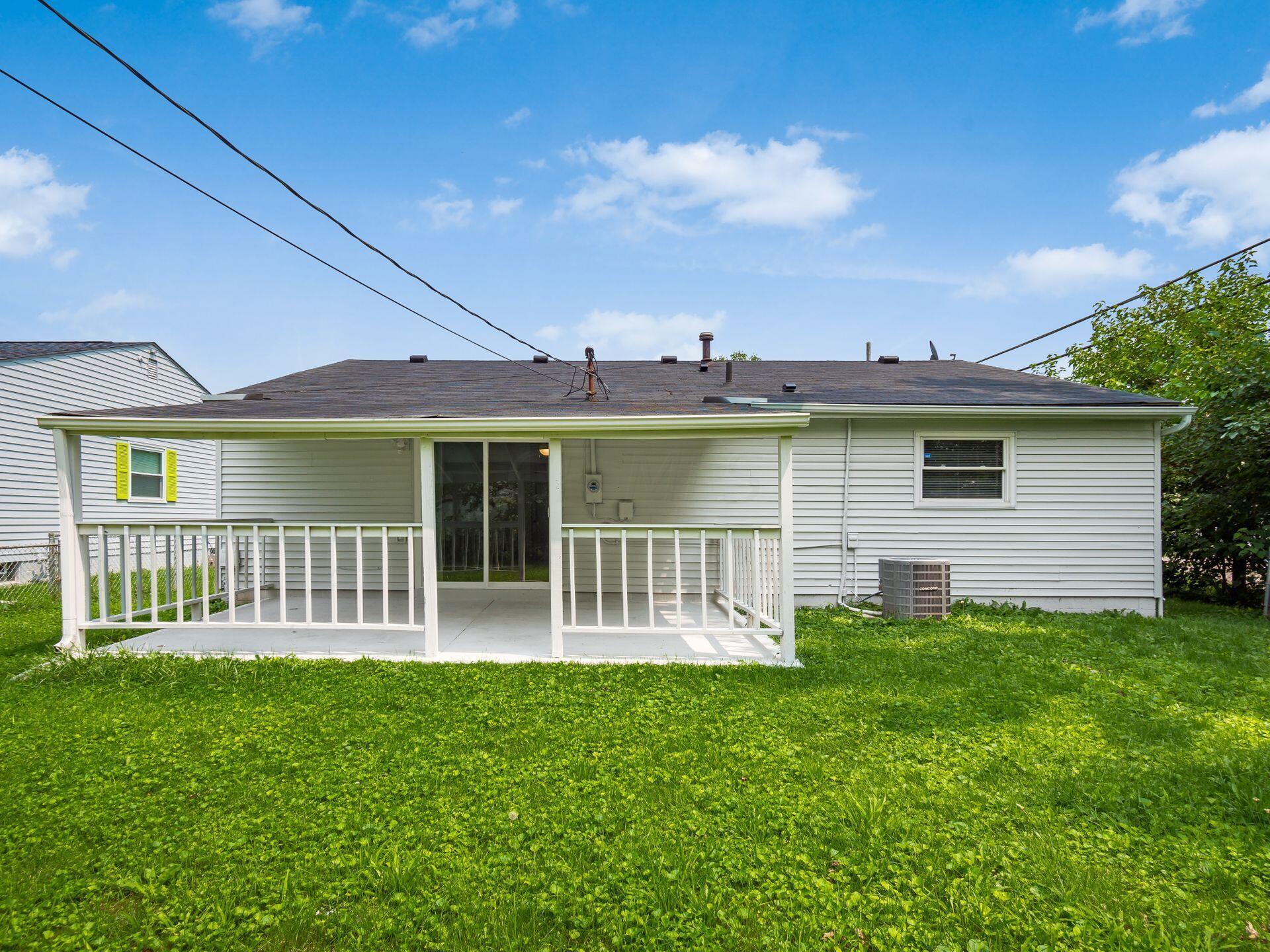 4015 Clabber Road Columbus, OH 43207 - Photo 29 of 33 031_8d31db_A 4015 Clabber 057
