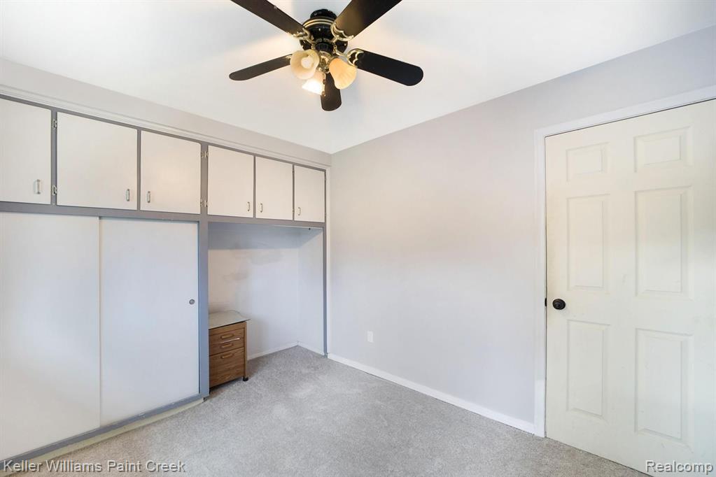 2511 West Avon Road Rochester Hills, MI 48309 - Photo 19 of 26
