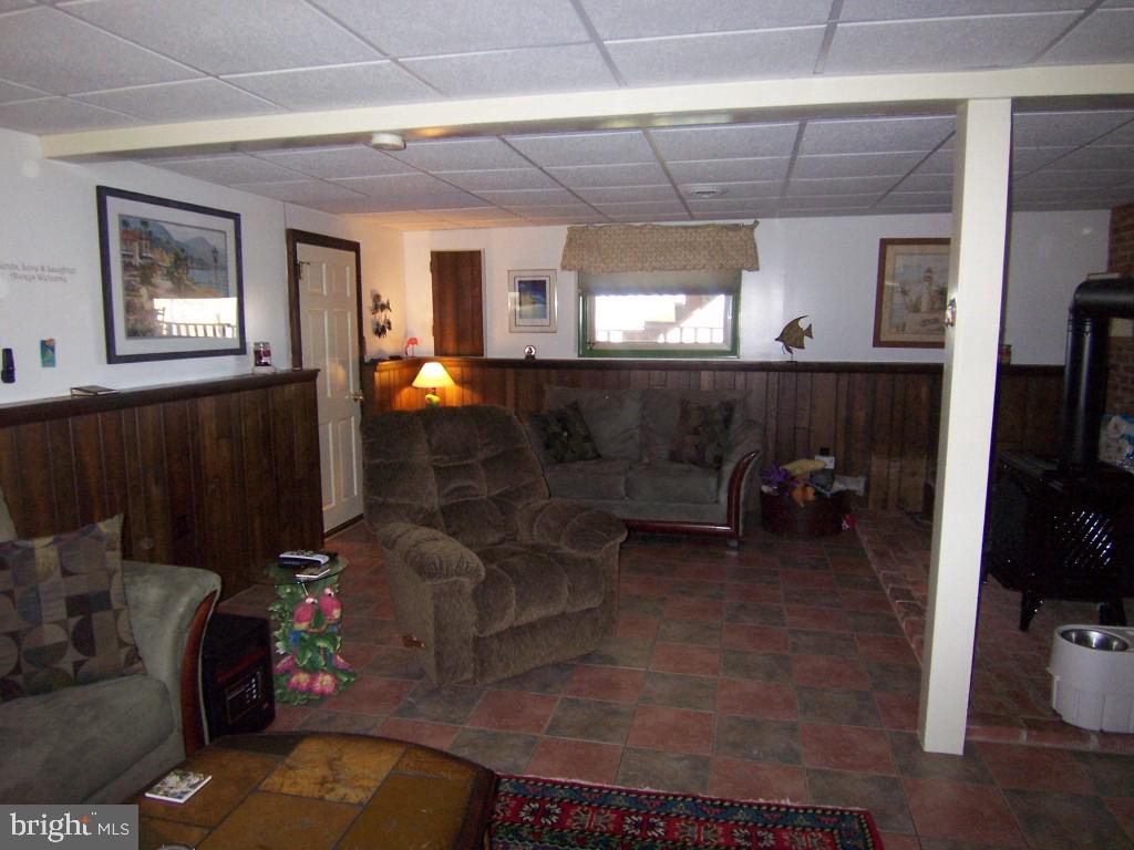 615 Shelley Court Lititz, PA 17543 - Photo 8 of 8 Gallery Image 8