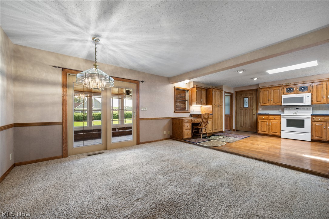 568 West Nimisila Road Akron, OH 44319 - Photo 11 of 37