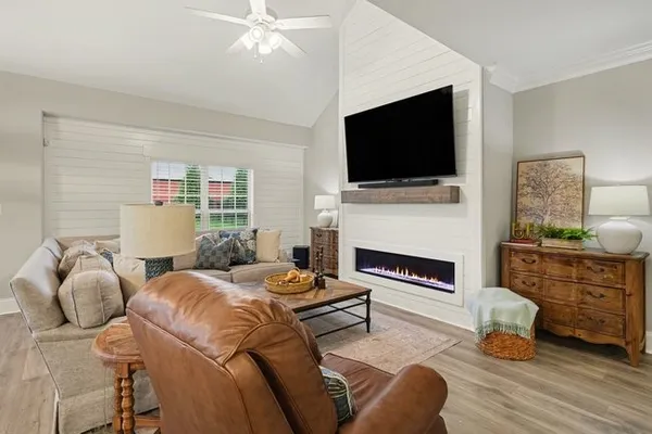 $499,900 | 1077 Veridian Drive, Unit 7A, Clarksville, TN 37043