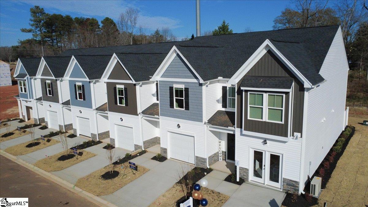 10 Stoneview Way Taylors, SC 29687 - Photo 1 of 50