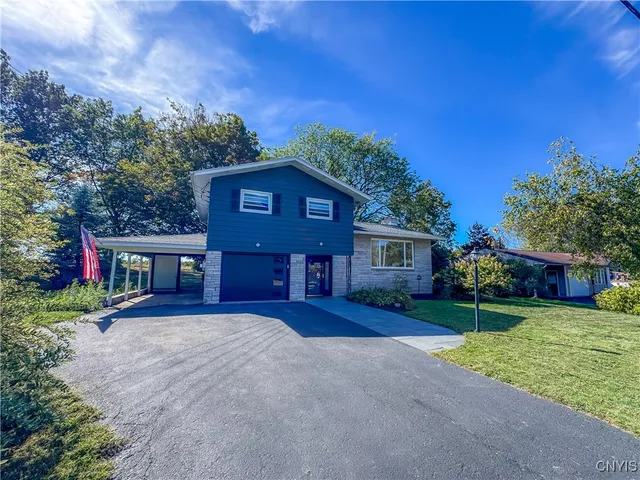 $329,900 | 2712 Forest Hill Drive, Fleming, NY 13021