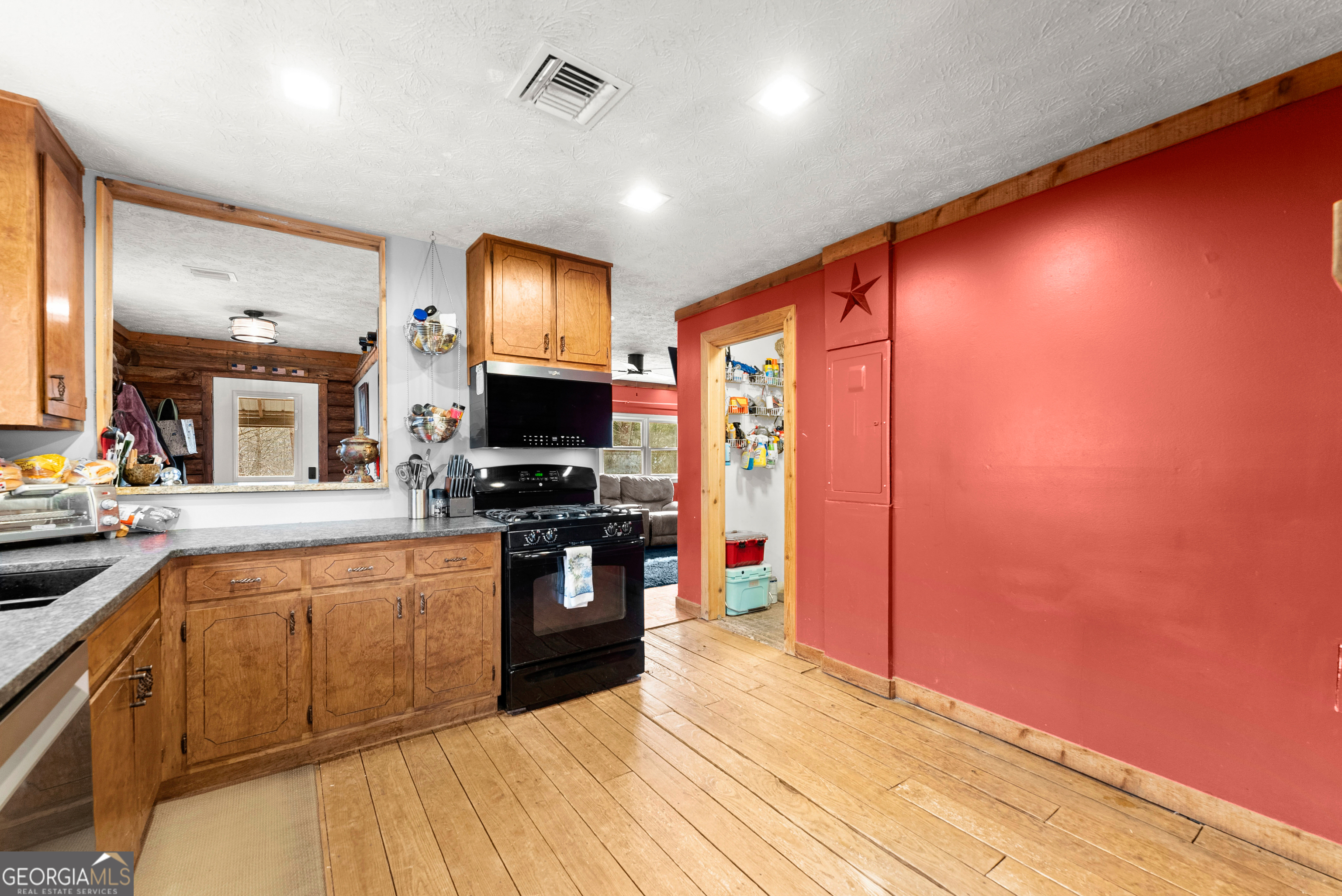 503 Edwards Parkway Cleveland, GA 30528 - Photo 19 of 36