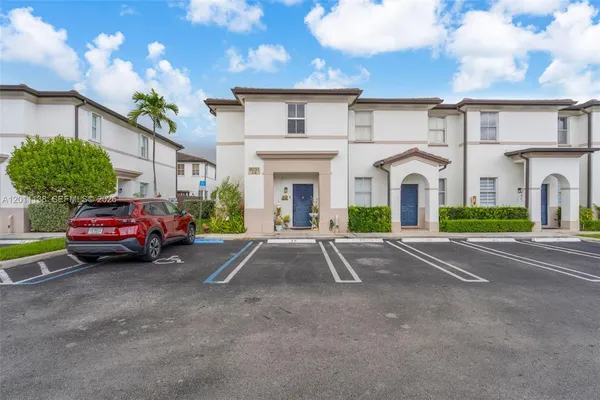 $440,000 | 8031 West 36th Avenue, Unit 1, Hialeah, FL 33018