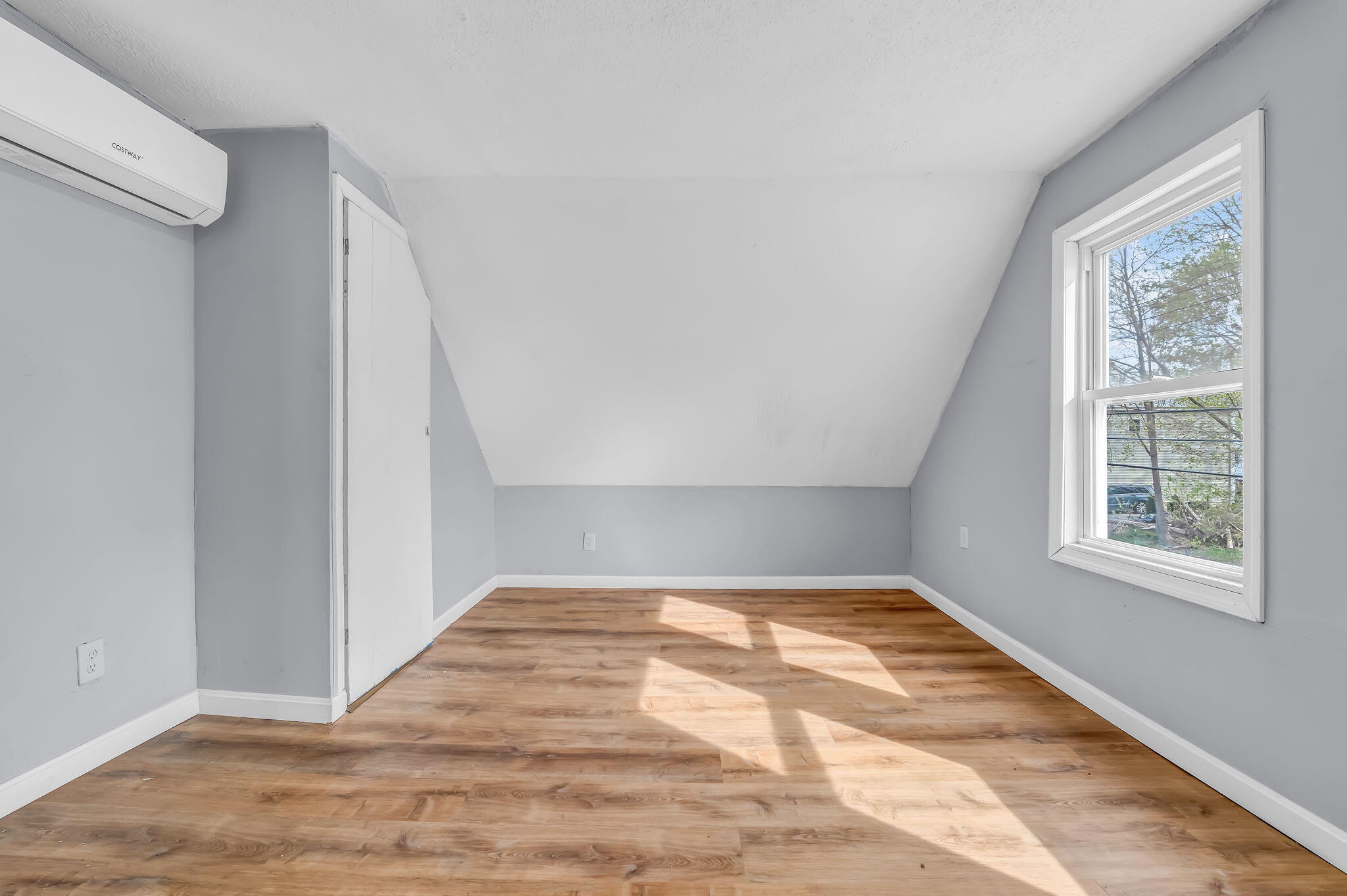 45 West Bates Street Lewiston, ME 04240 - Photo 19 of 52 21-web-or-mls-45-w-bates-st