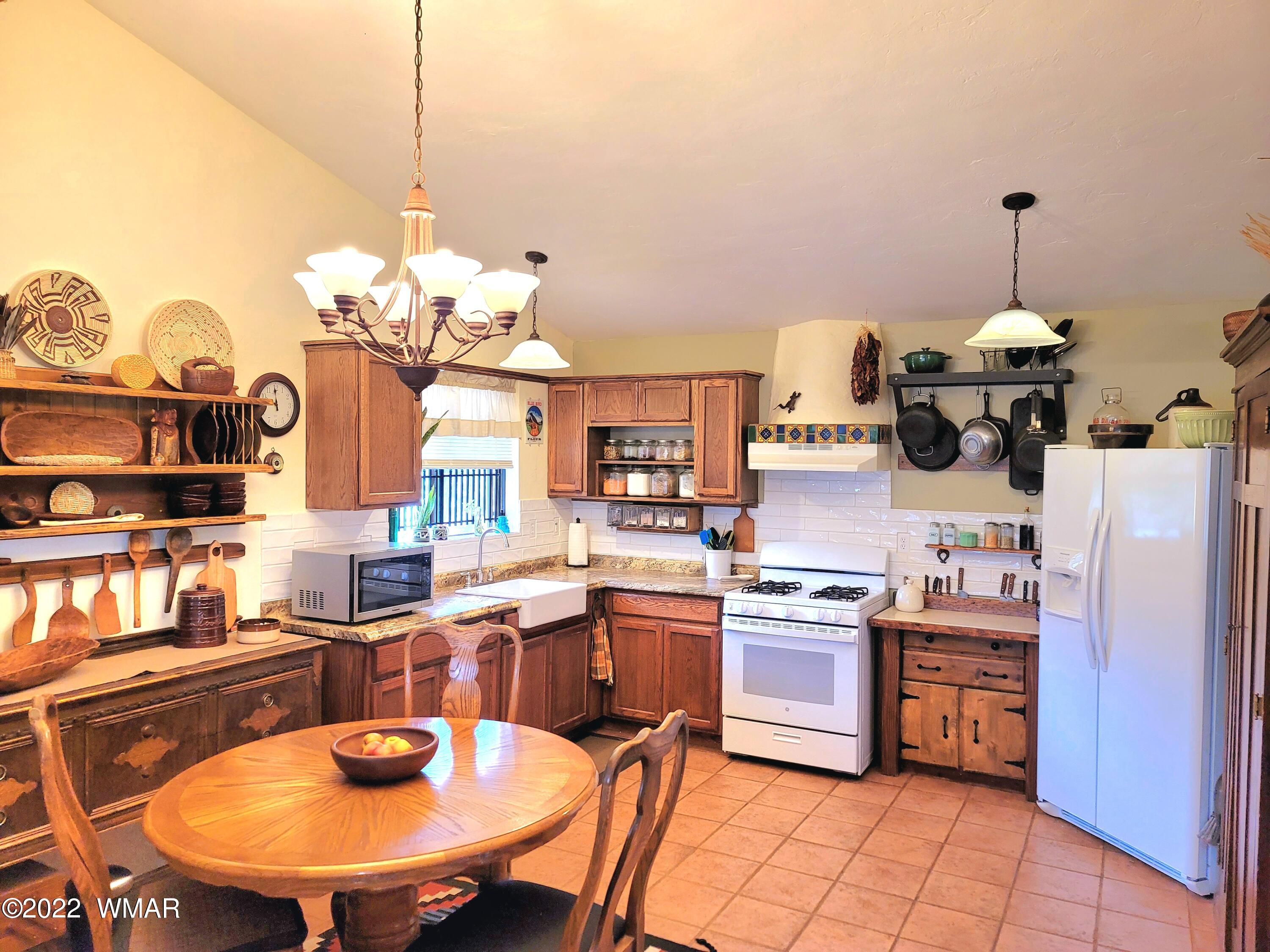 8092 Co Road Concho, AZ 85924 - Photo 19 of 42