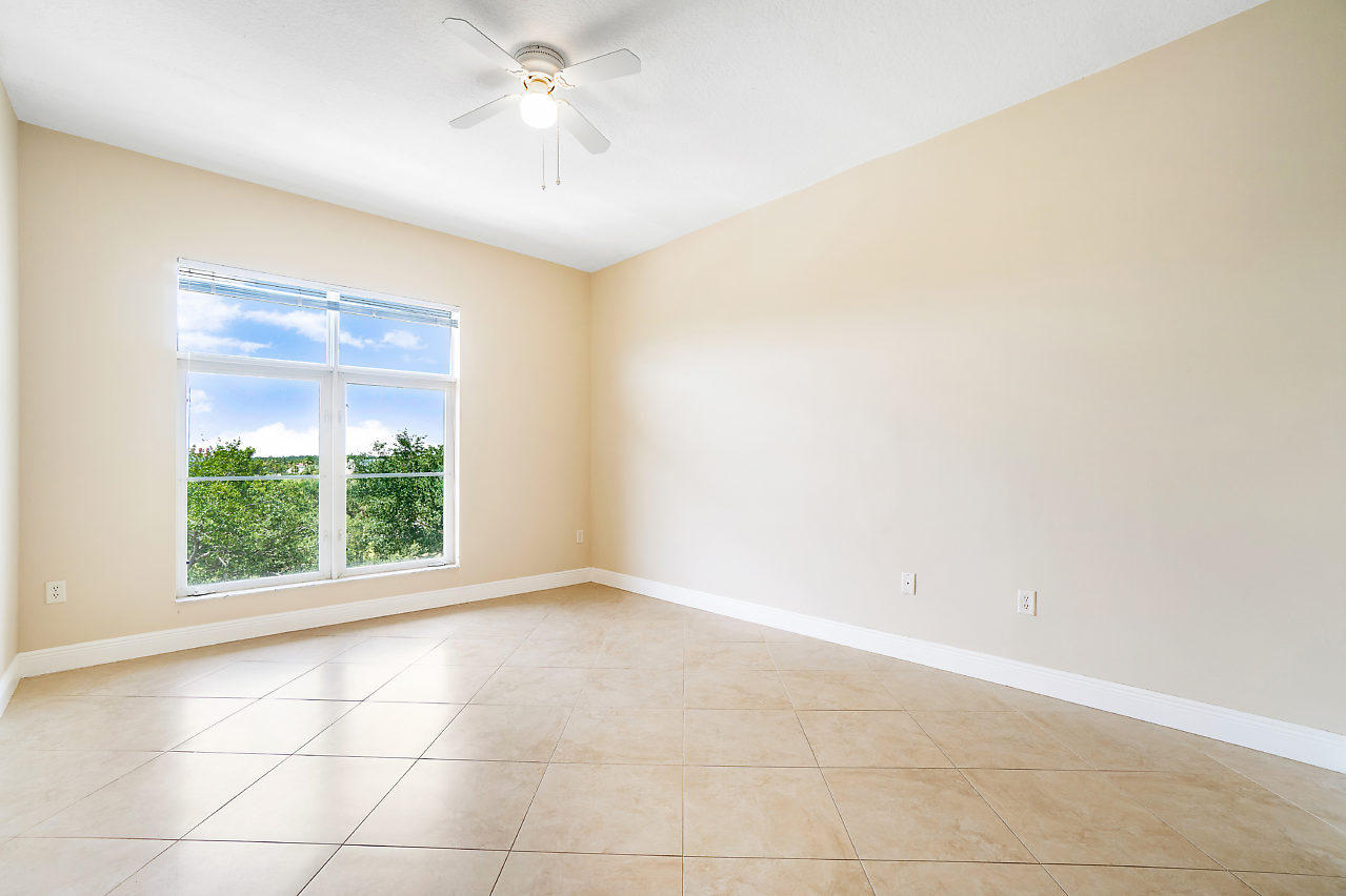 1155 Main Street, Unit 314 Jupiter, FL 33458 - Photo 12 of 36 011-1155MainSt-Jupiter-FL-small