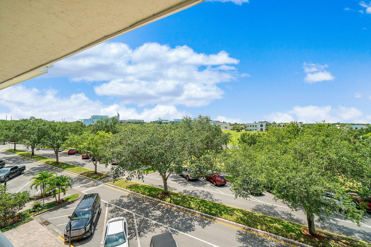 1155 Main Street, Unit 314 Jupiter, FL 33458 - Photo 31 of 36 030-1155MainSt-Jupiter-FL-small