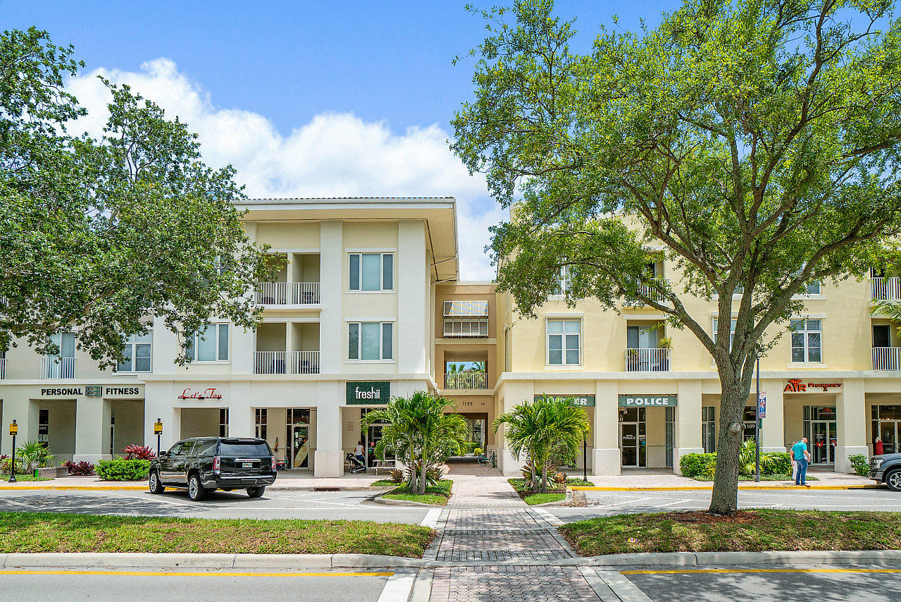 1155 Main Street, Unit 314 Jupiter, FL 33458 - Photo 5 of 36 004-1155MainSt-Jupiter-FL-small