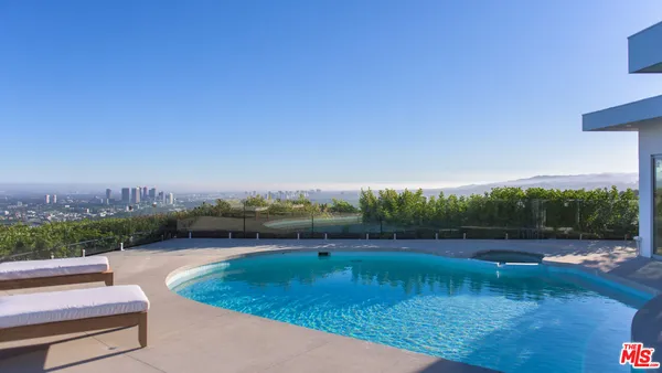 $22,500 | 1542 Blue Jay Way, Los Angeles, CA 90069