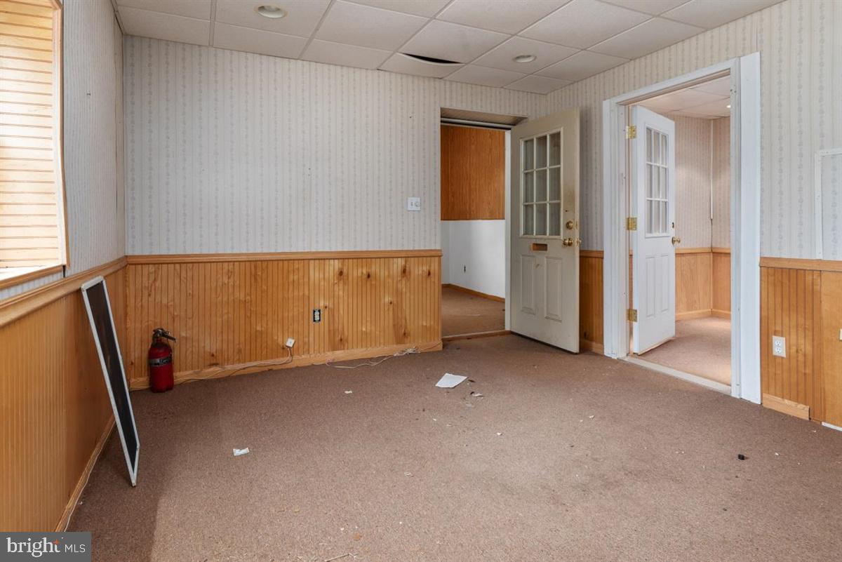 3002 Ridge Road Windsor Mill, MD 21244 - Photo 17 of 32