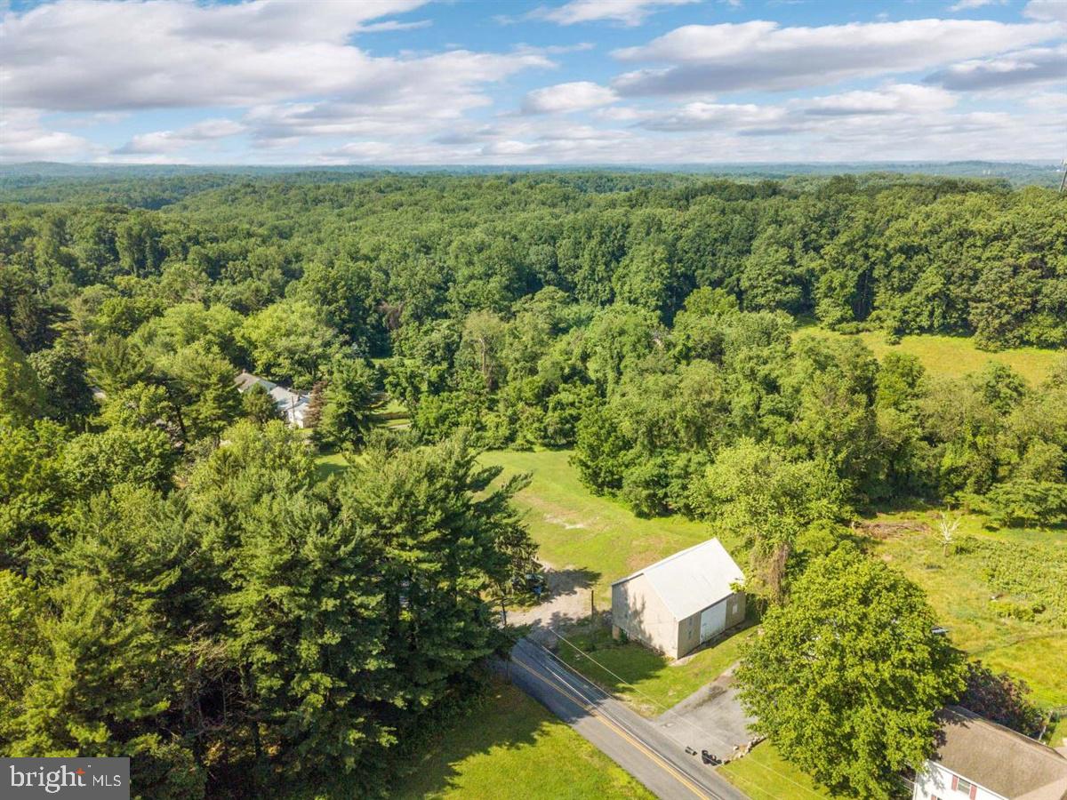 3002 Ridge Road Windsor Mill, MD 21244 - Photo 25 of 32