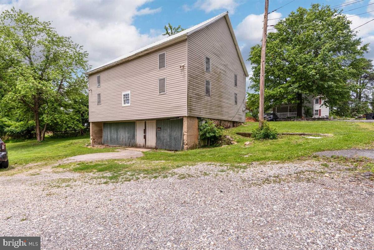 3002 Ridge Road Windsor Mill, MD 21244 - Photo 4 of 32