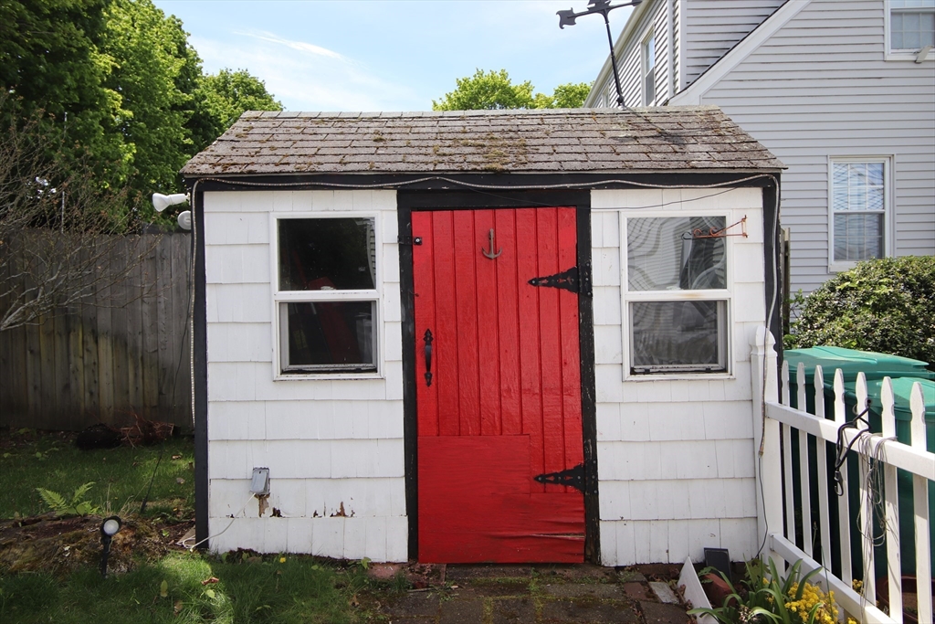 86 Farrell Road Lynn, MA 01905 - Photo 33 of 36 Gallery Image 33