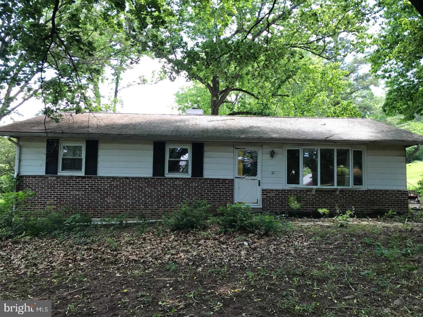 43 Crestview Road Phoenixville, PA 19460 - Photo 1 of 23 Gallery Image 1