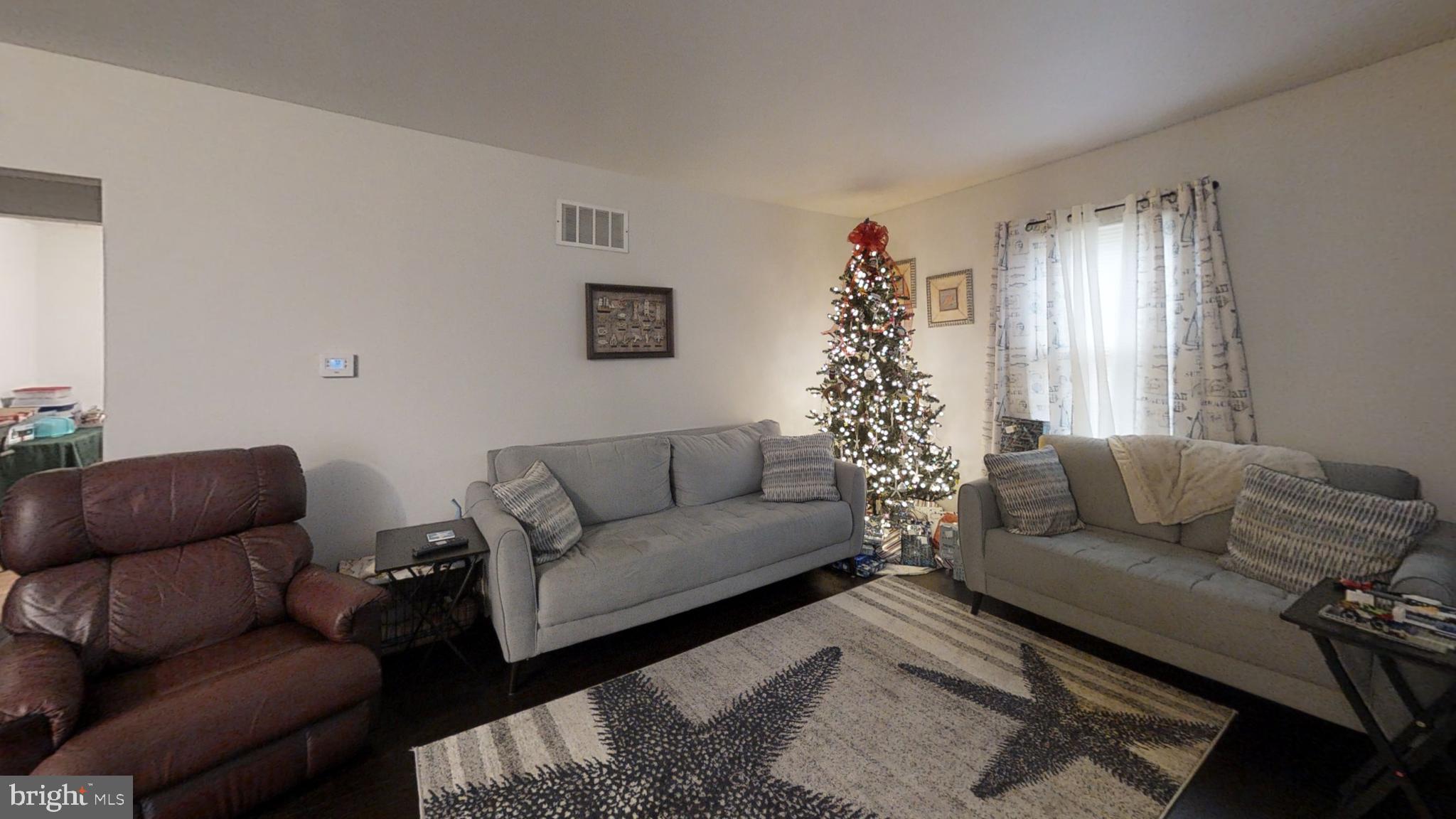 19 Nottingham Road Pennsville, NJ 08070 - Photo 14 of 49