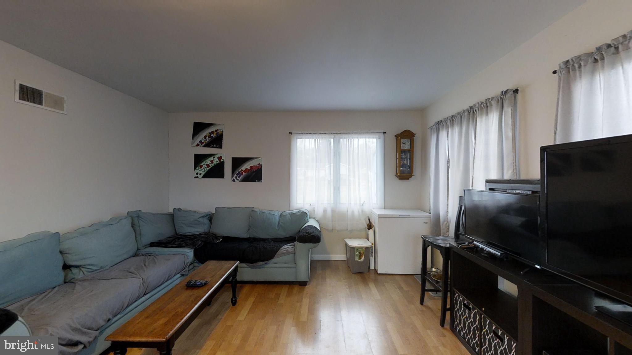 19 Nottingham Road Pennsville, NJ 08070 - Photo 15 of 49