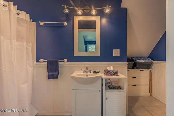 $565,000 | 7 Western Avenue, Charlton, NY 12010