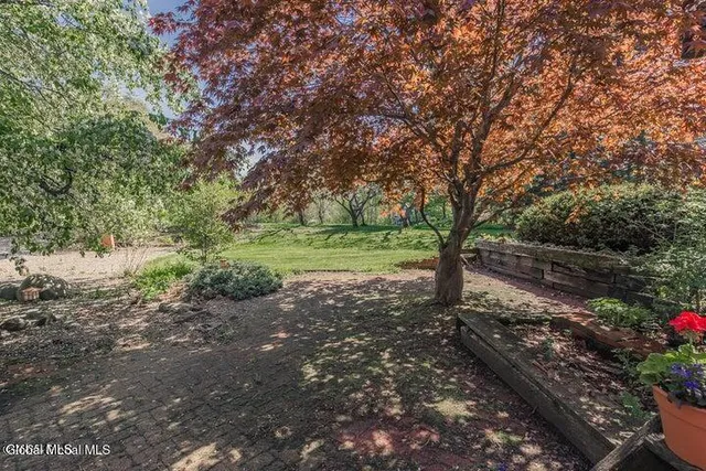 $565,000 | 7 Western Avenue, Charlton, NY 12010