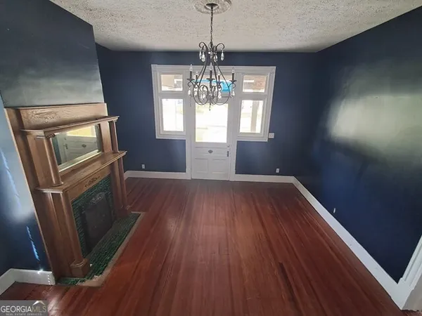 $225,000 | 401 Forsyth Street, Barnesville, GA 30204