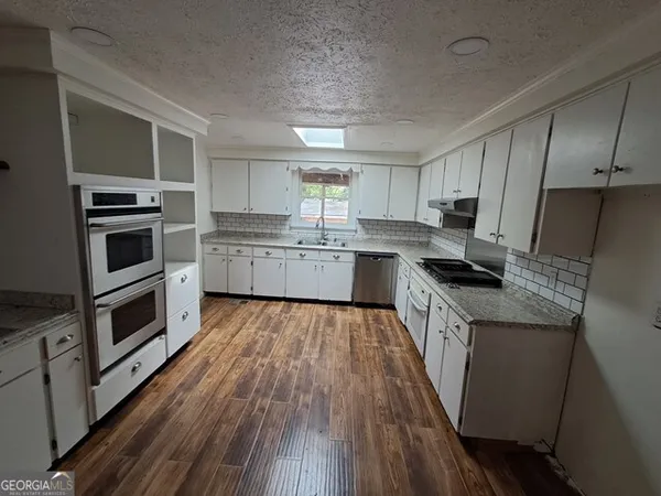 $225,000 | 401 Forsyth Street, Barnesville, GA 30204