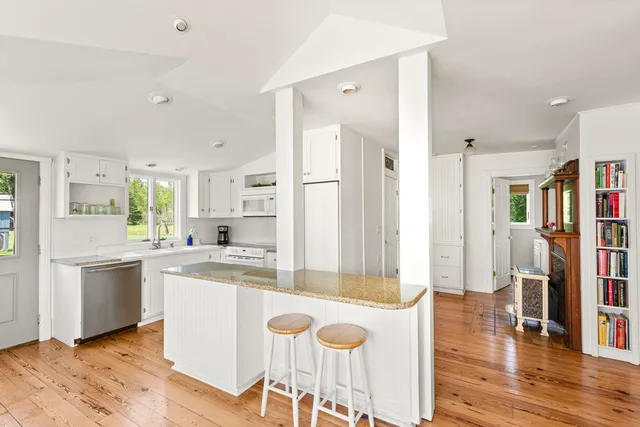 $630,000 | 938 Main Road, Islesboro, ME 04848