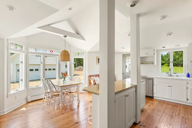 $630,000 | 938 Main Road, Islesboro, ME 04848