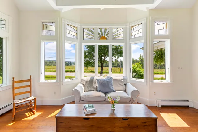 $630,000 | 938 Main Road, Islesboro, ME 04848