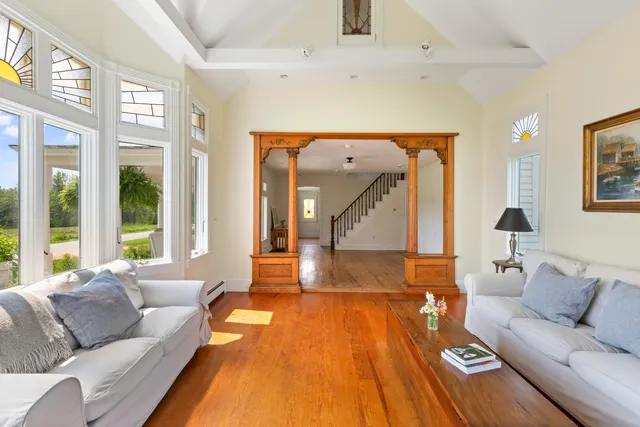 $630,000 | 938 Main Road, Islesboro, ME 04848