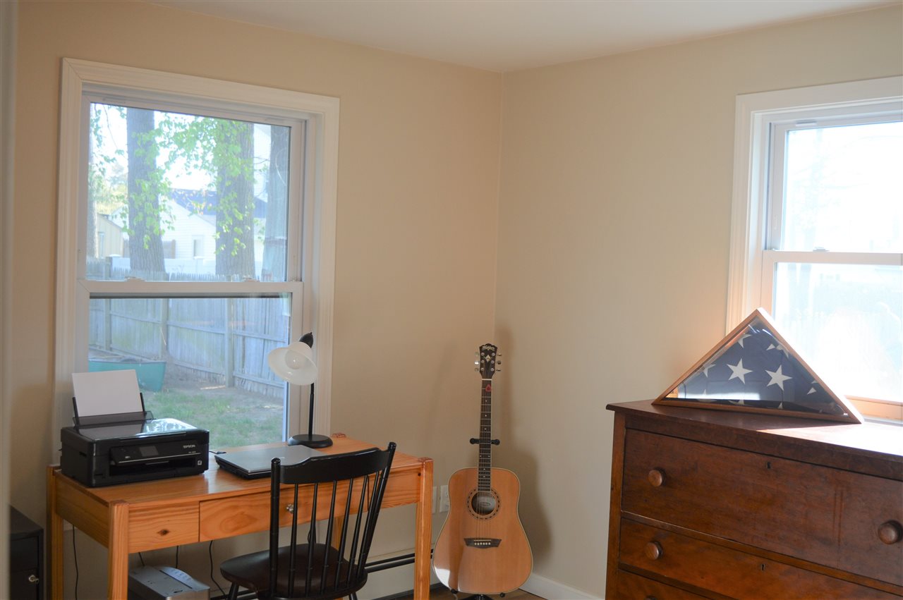 13 Raleigh Drive Nashua, NH 03062 - Photo 26 of 37