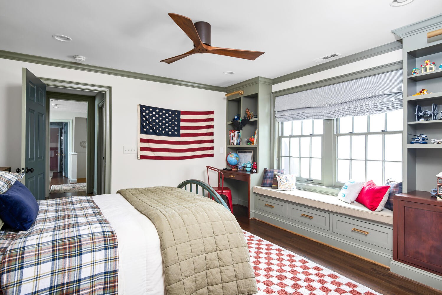3904 Valley Road Nashville, TN 37205 - Photo 40 of 67 a bedroom with a bed and a large window