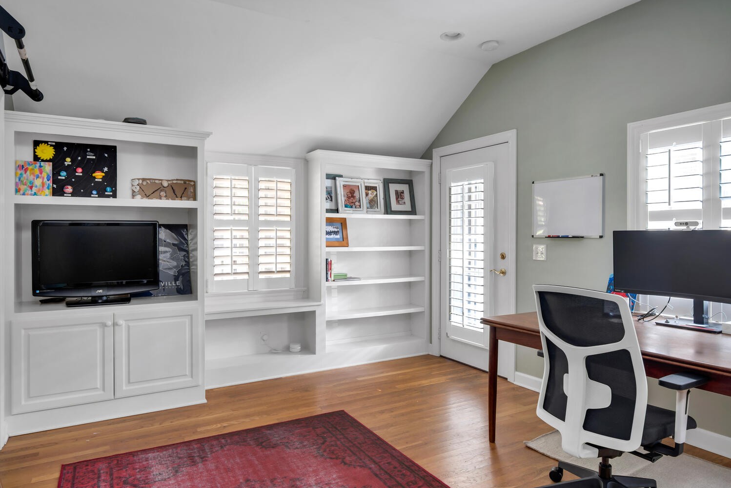 3904 Valley Road Nashville, TN 37205 - Photo 57 of 67 a view of a livingroom with furniture and a flat screen tv