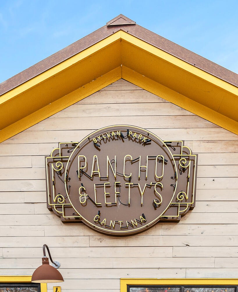 3904 Valley Road Nashville, TN 37205 - Photo 65 of 67 a view of a street sign