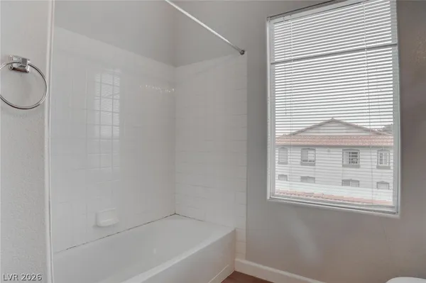 $1,650 | 2305 West Horizon Ridge Parkway, Unit 624, Henderson, NV 89052