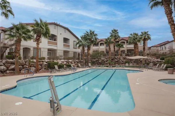 $1,650 | 2305 West Horizon Ridge Parkway, Unit 624, Henderson, NV 89052