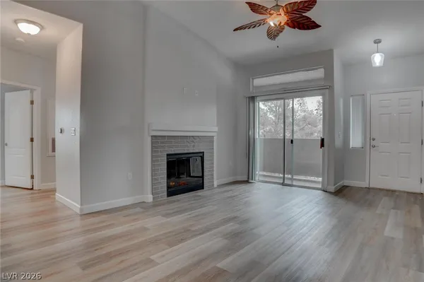 $1,650 | 2305 West Horizon Ridge Parkway, Unit 624, Henderson, NV 89052