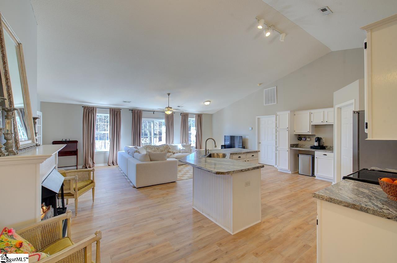 26 Exodus Way Greer, SC 29651 - Photo 6 of 41 Gallery Image 6