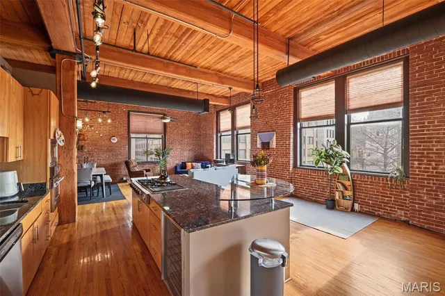 $319,000 | 507 North 13th Street, Unit 410, St. Louis, MO 63103