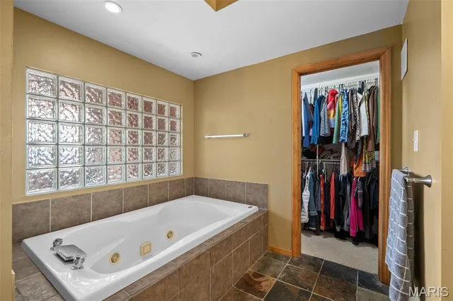 $319,000 | 507 North 13th Street, Unit 410, St. Louis, MO 63103