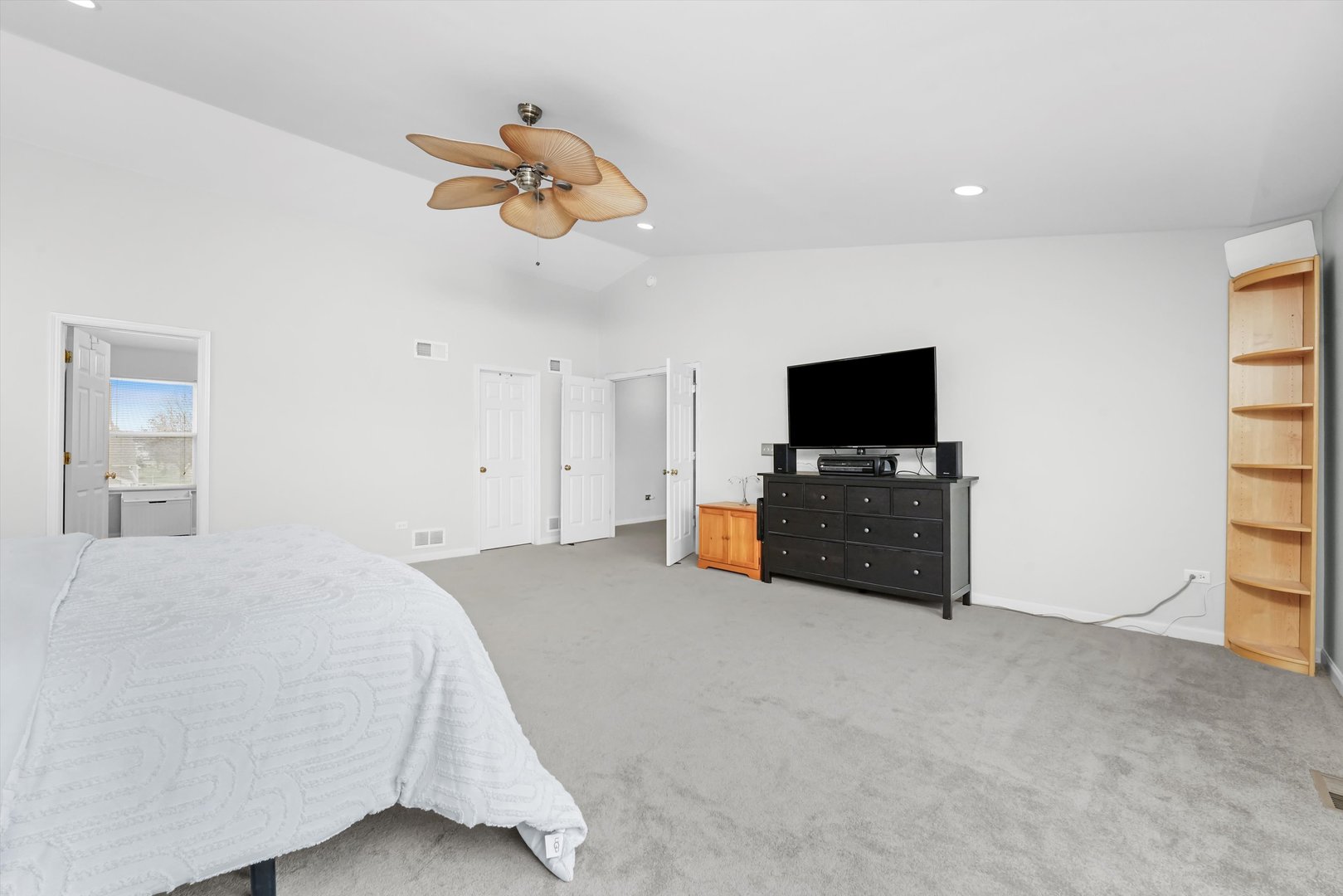 351 Claridge Circle Bolingbrook, IL 60440 - Photo 17 of 32