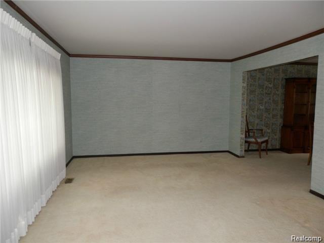 839 Dunedin Drive Rochester, MI 48309 - Photo 3 of 15 GetMedia (3).jpg