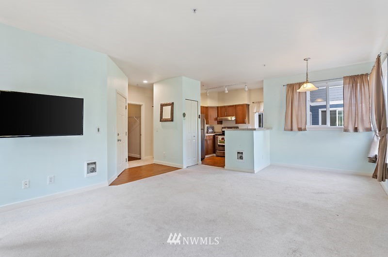 3906 243rd Place Southeast, Unit P202 Bothell, WA 98021 - Photo 6 of 17