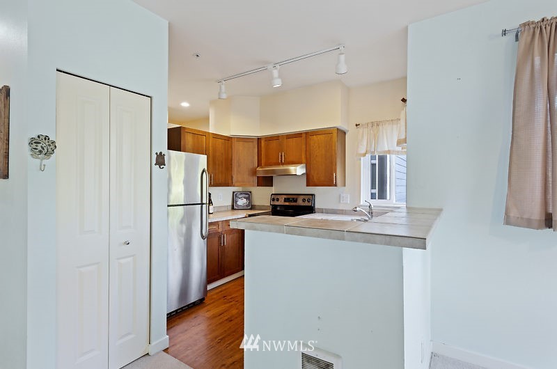 3906 243rd Place Southeast, Unit P202 Bothell, WA 98021 - Photo 7 of 17