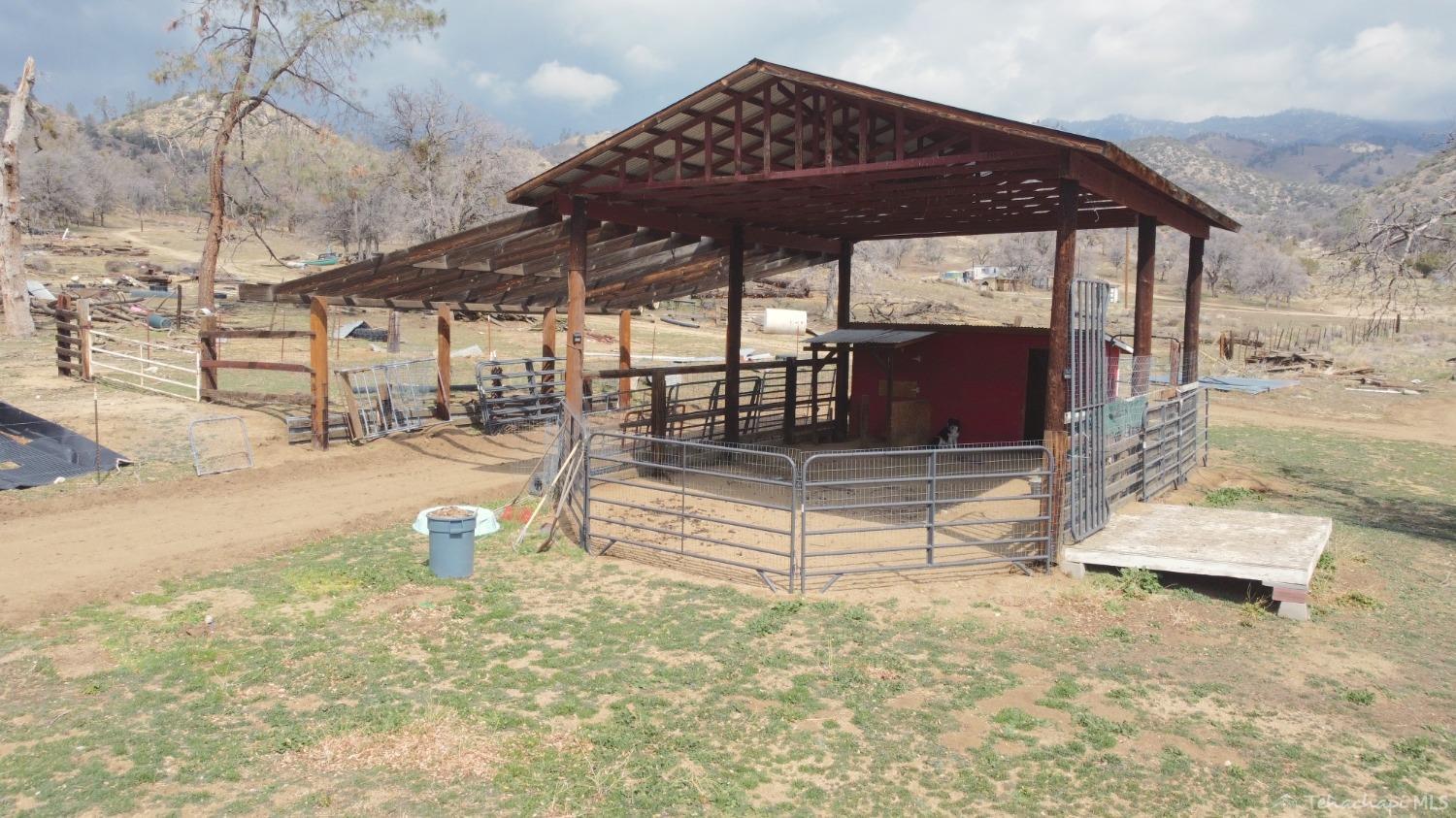 11000 Caliente Creek Road Caliente, CA 93518 - Photo 30 of 38 Gallery Image 30