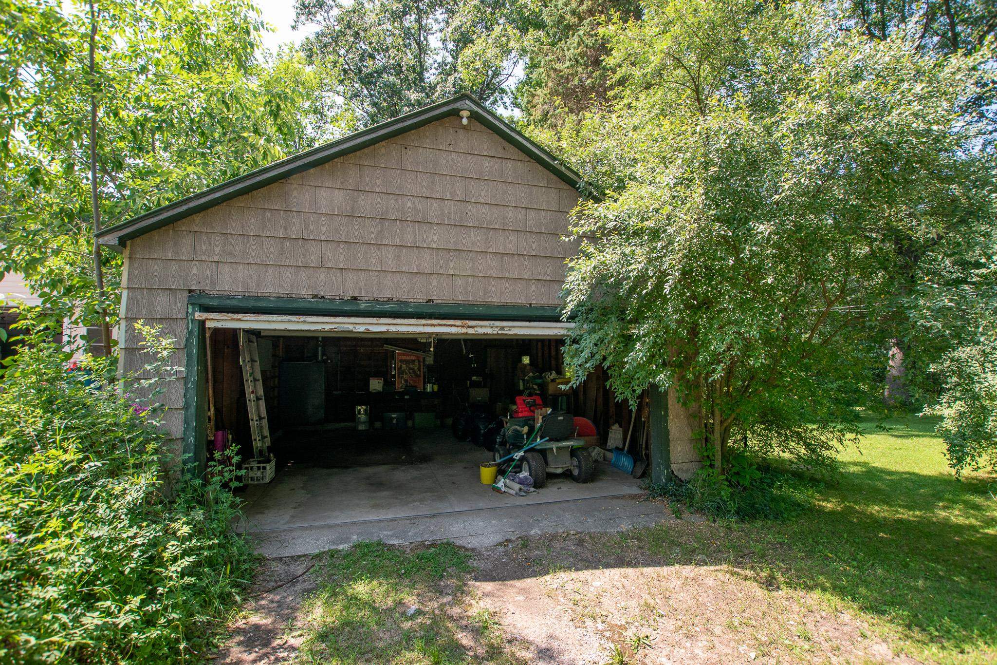 1304 South Richter Road Suttons Bay, MI 49682 - Photo 40 of 44 1949287-0a3c55aa-5f30-47fa-9239-6efe5fb36946.JPG