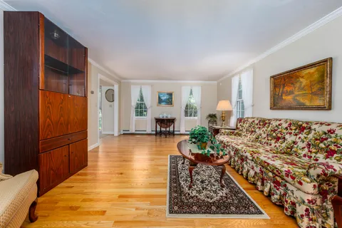 $895,000 | 976 Route 6A, Yarmouth Port, MA 02675