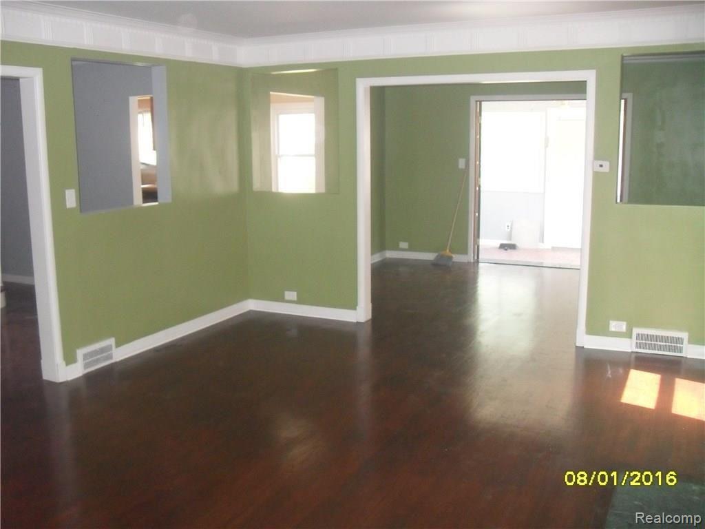 20400 Renfrew Road Detroit, MI 48221 - Photo 16 of 66 20400 Renfrew (6).JPG