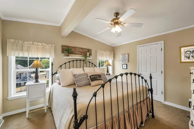 $407,000 | 41 Holly Circle, North Hampton, NH 03862