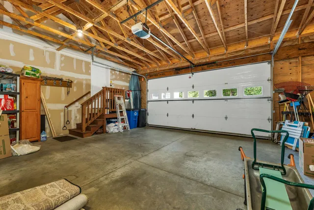 $407,000 | 41 Holly Circle, North Hampton, NH 03862